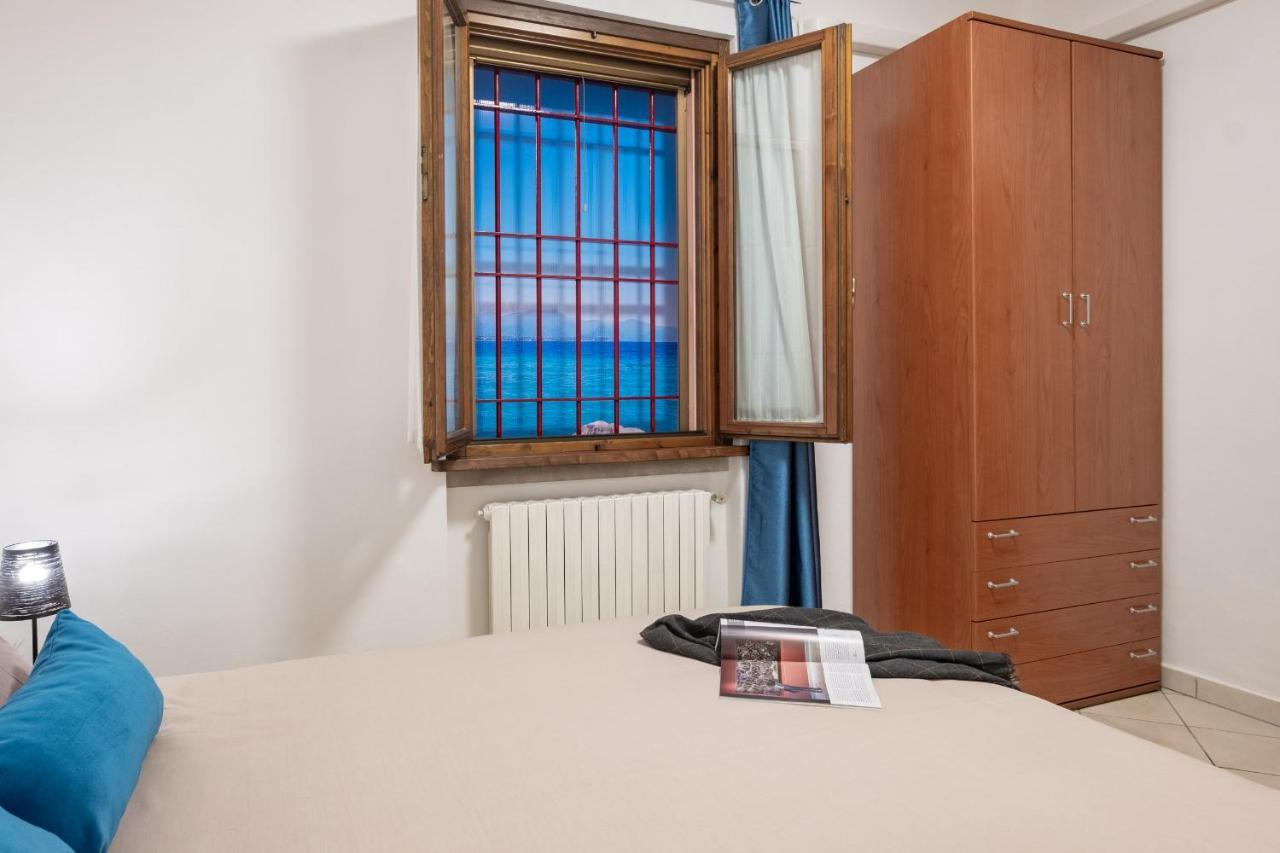 Apartamento Casa Dolce Casa Desenzano - 2 Passi Dal Lago Desenzano del Garda Exterior foto